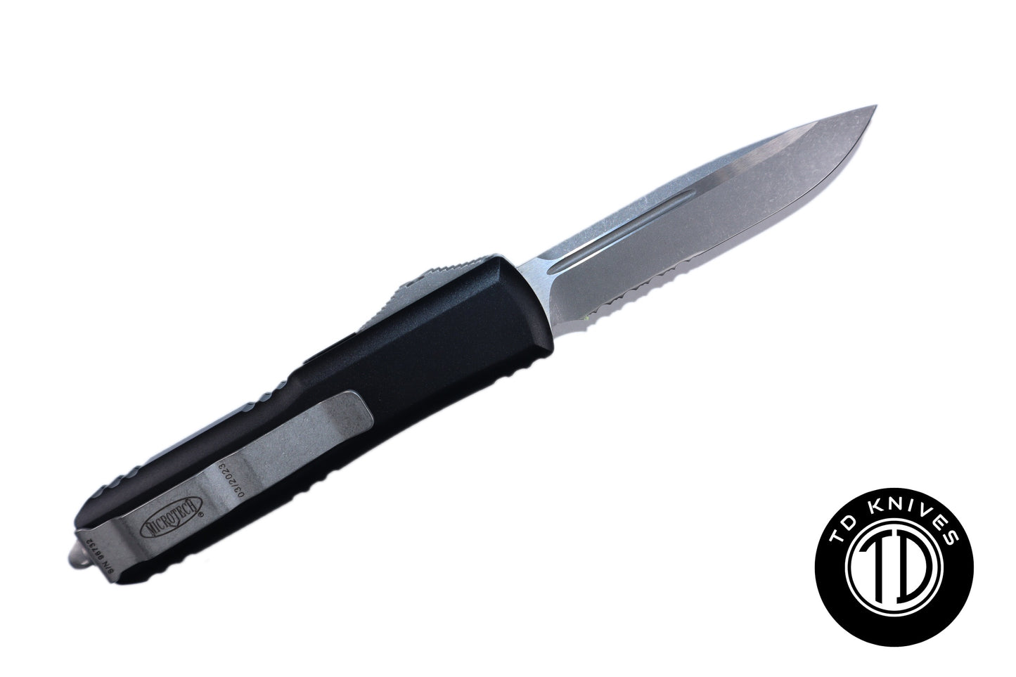 MICROTECH - UTX-85 Partial Serrated Standard Edge with Black Handle and Apocalyptic Blade Finish. Model # 231-11AP