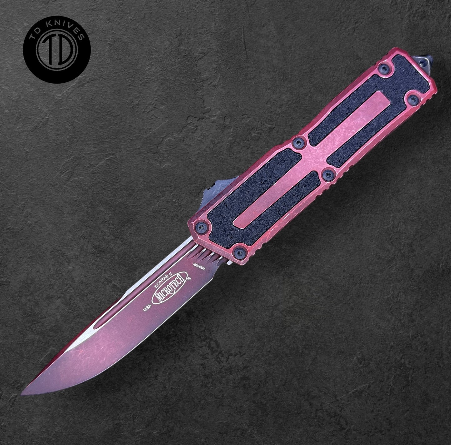 MICROTECH - Scarab II Gen III in Weathered Crimson Red W/ Standard Edge Blade. Model: 1278-1 WCN
