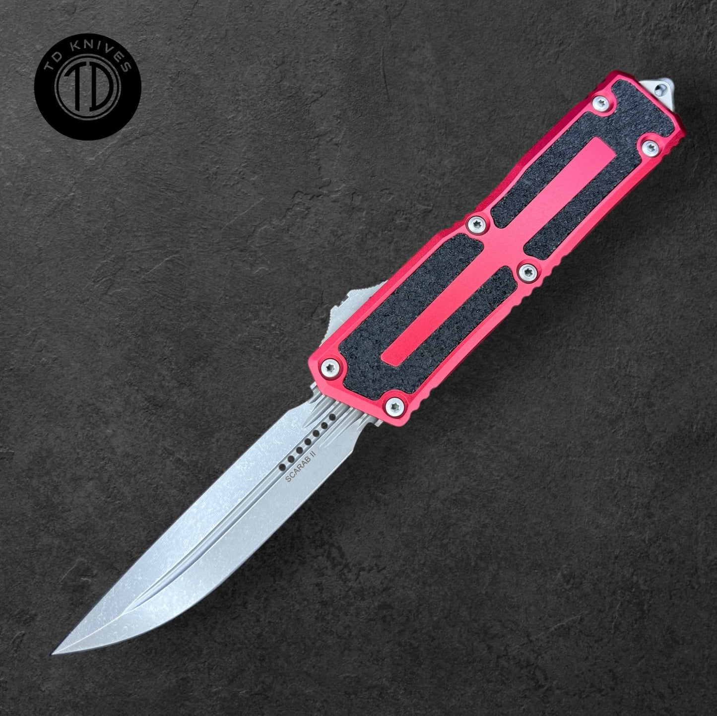 MICROTECH - Scarab II Generation III D/E-S in Red W/ Apocalyptic Blade Finish. SKU# 1180-10APRD