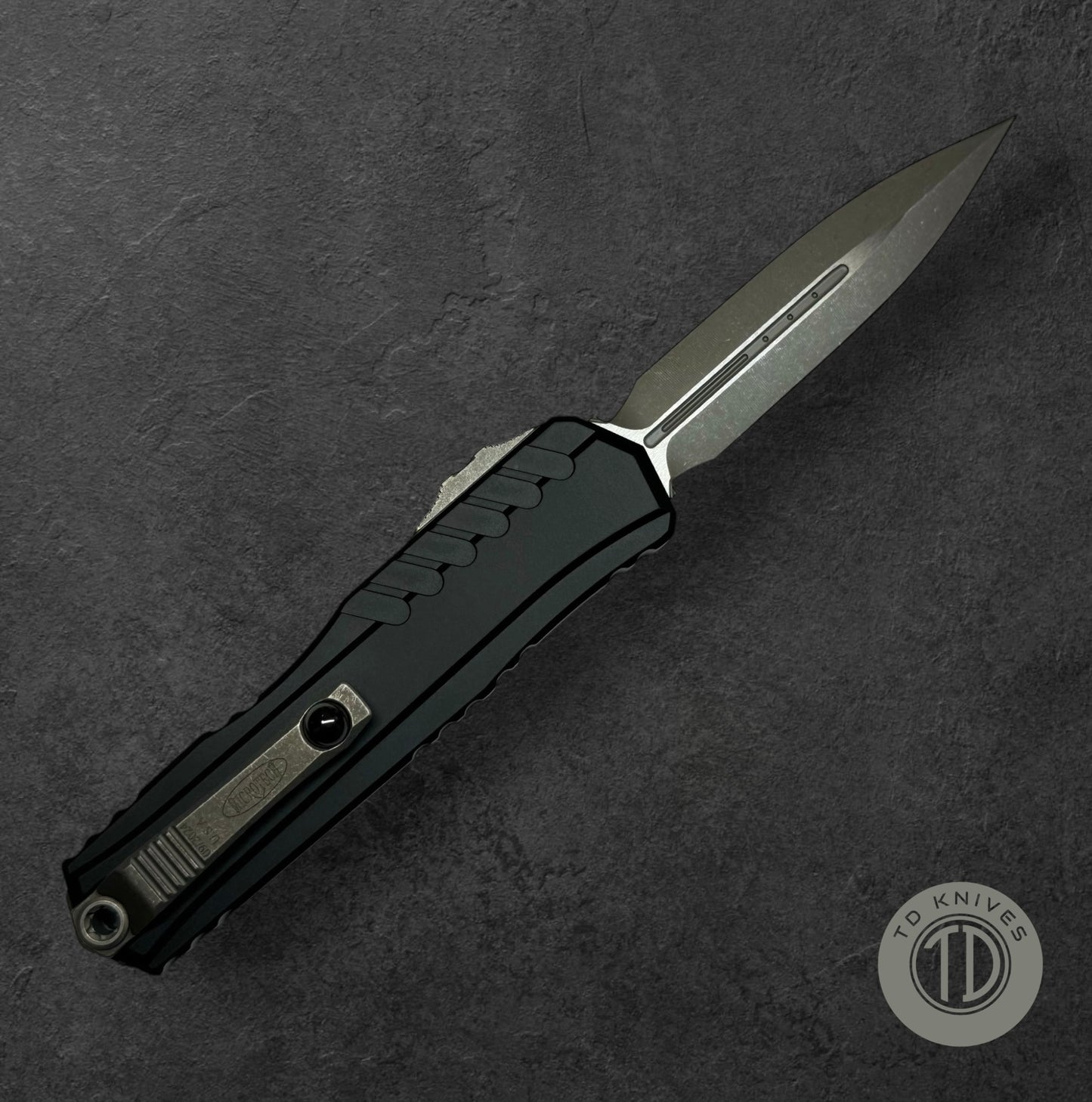 MICROTECH - Cypher II Double Edge in Black with Apocalyptic Blade. Model # 1242-10 AP