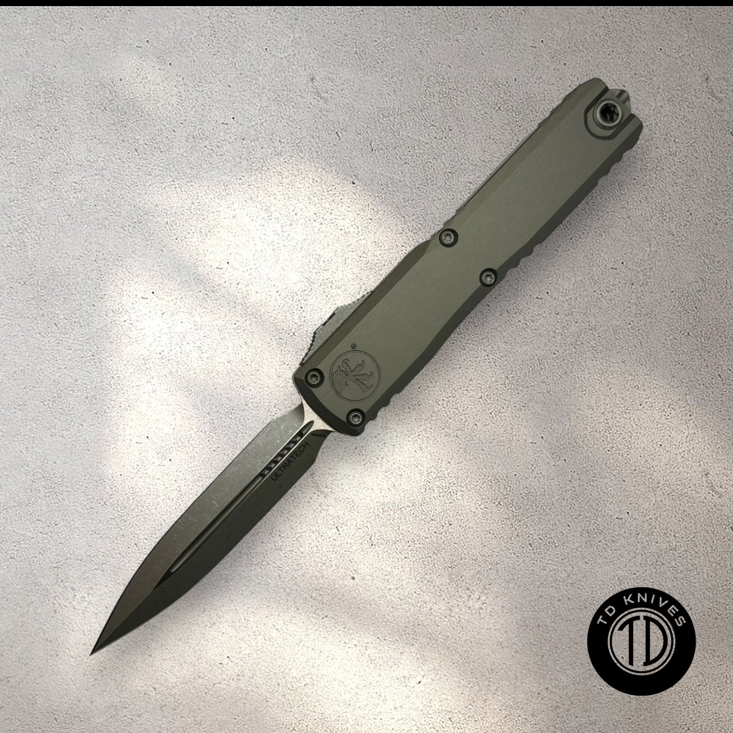 MICROTECH - Ultratech Gen III ZBP Double Edge in Natural Clear W/ Apocalyptic Blade Finish Model # 1122-10 APNC