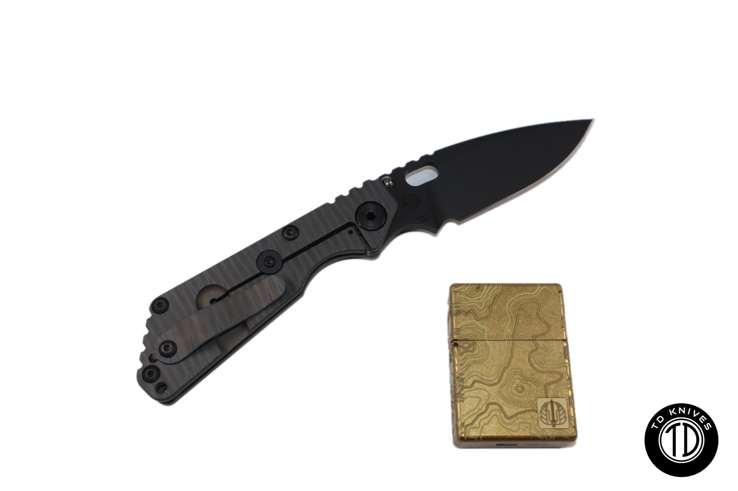 Strider SnG Monkey Edge Frag Pattern W/ Grey G10 Handle and Topography Custom Brass Lighter