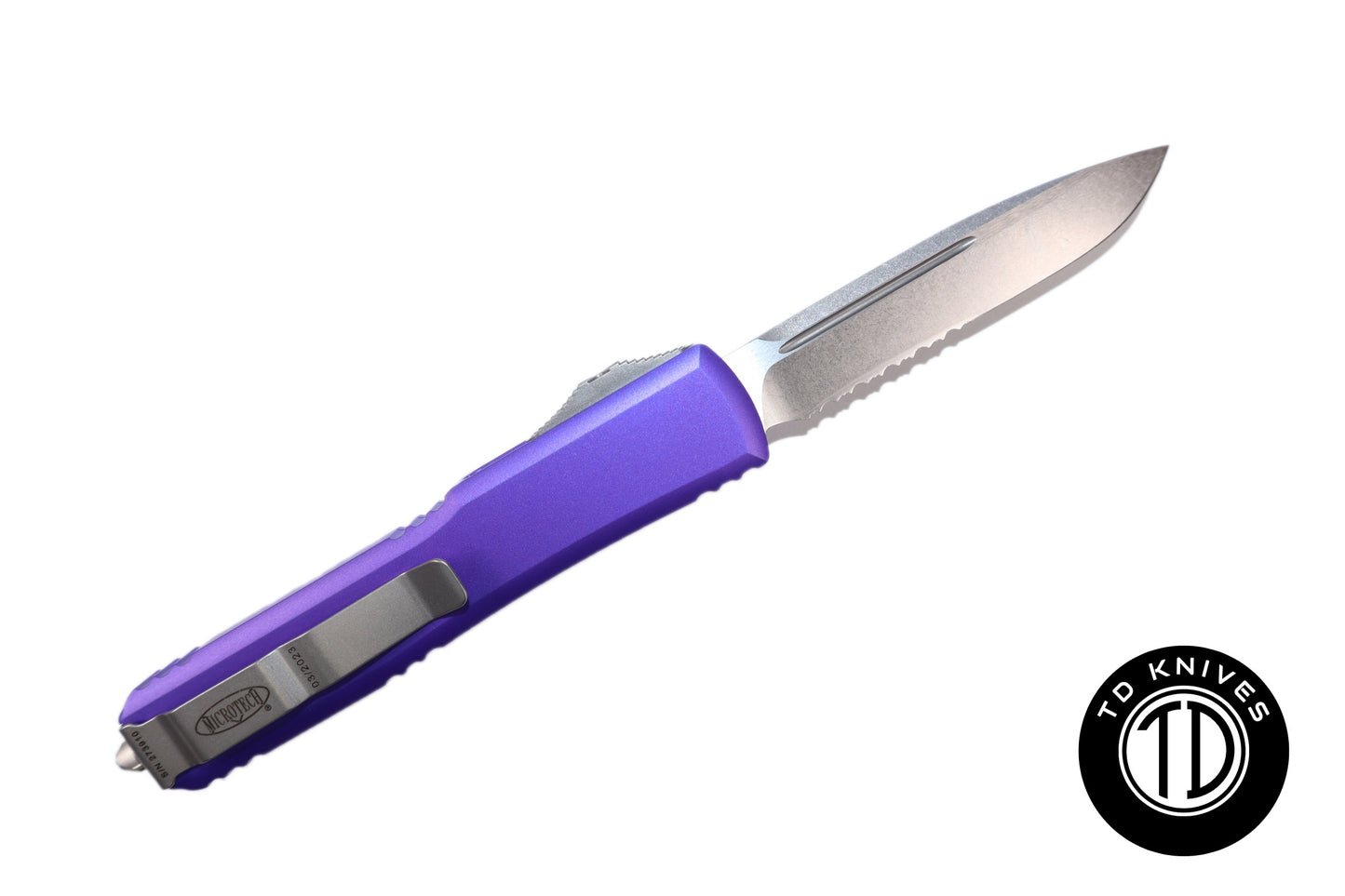 MICROTECH - Ultratech Partial Serrated Standard Edge in Purple with Stonewashed Finished Blade. Model # 121-11PU