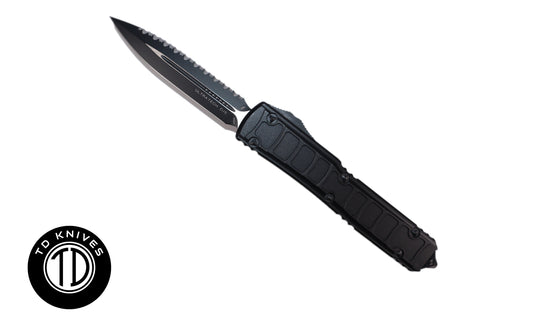 MICROTECH - Signature Series Ultratech II Fully Serrated Double Edge Blade with Step Side Handle in Black with Black Blade Finish. Model # 122II-3TS