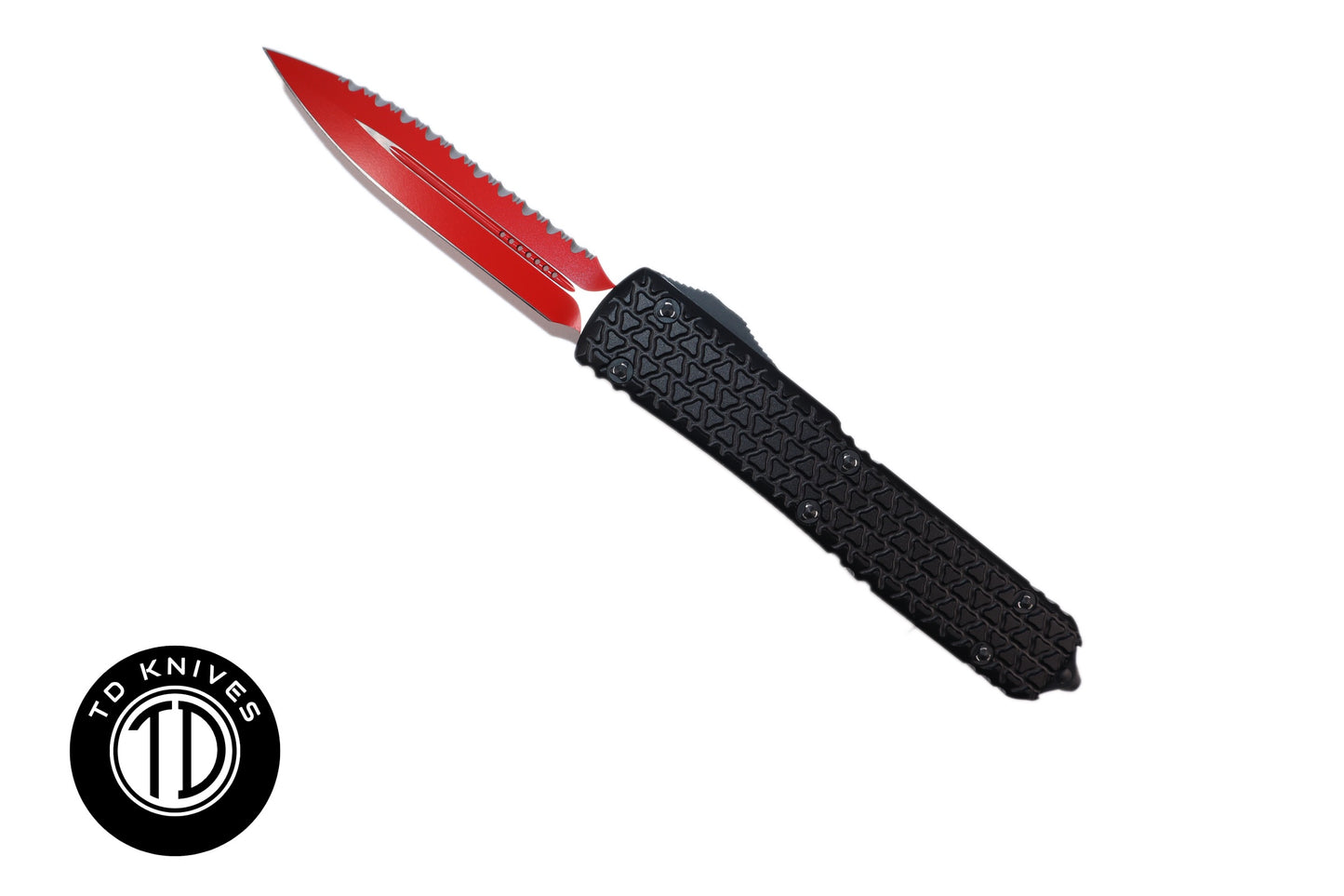 MICROTECH - Signature Series Ultratech Sith Lord Edition with Fully Serrated Double Edge Red Blade, Black Tri-Grip Handle and Ringed Hardware. Model # 122-3SL