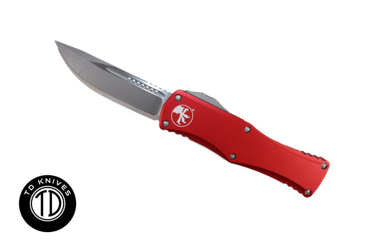 MICROTECH - Hera Standard Edge with Red Handle and Apocalyptic Finish Blade. Model # 703-10APRD